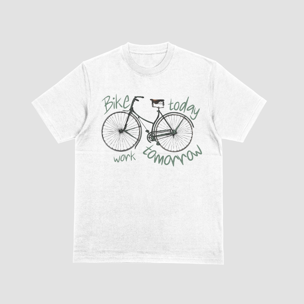 weißes T-Shirt mit Fahrrad mit Aufschrift bike today work tomorrow